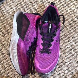 Women's Purple Nike Athletic Running Shoes